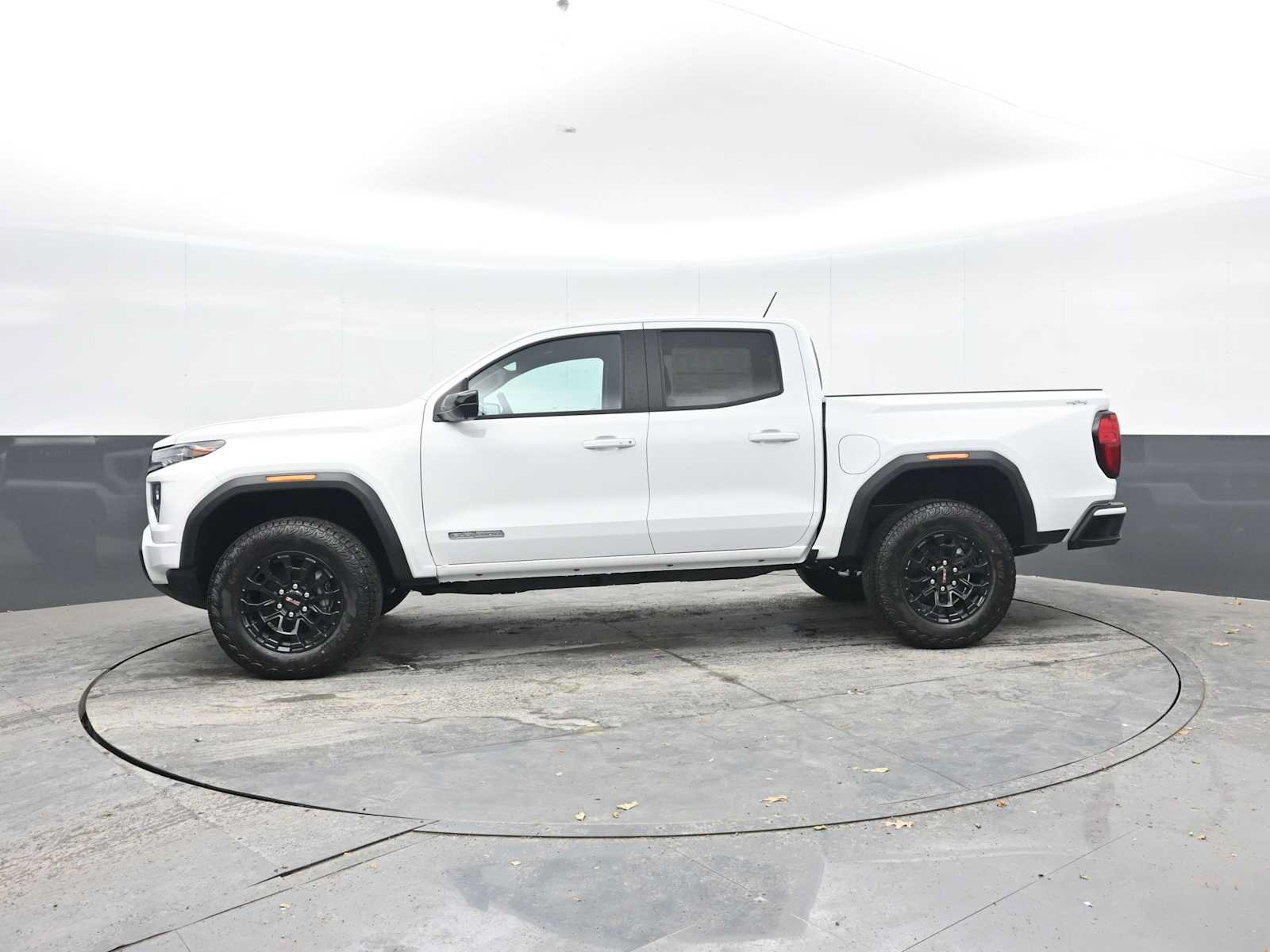 New 2026 GMC Canyon Elevation w/ Convenience Package AWD/4WD image 3