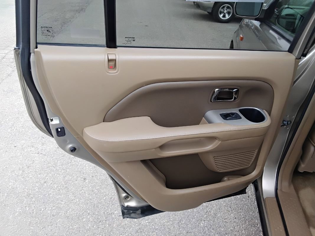 Used 2006 Honda Pilot EX-L image 19
