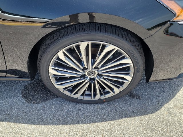 New 2026 Nissan Altima 2.5 SV w/ SV Premium Package FWD image 7