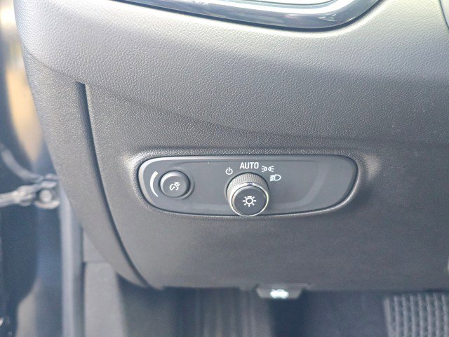 Used 2022 Chevrolet Equinox RS w/ Infotainment Package AWD/4WD image 28