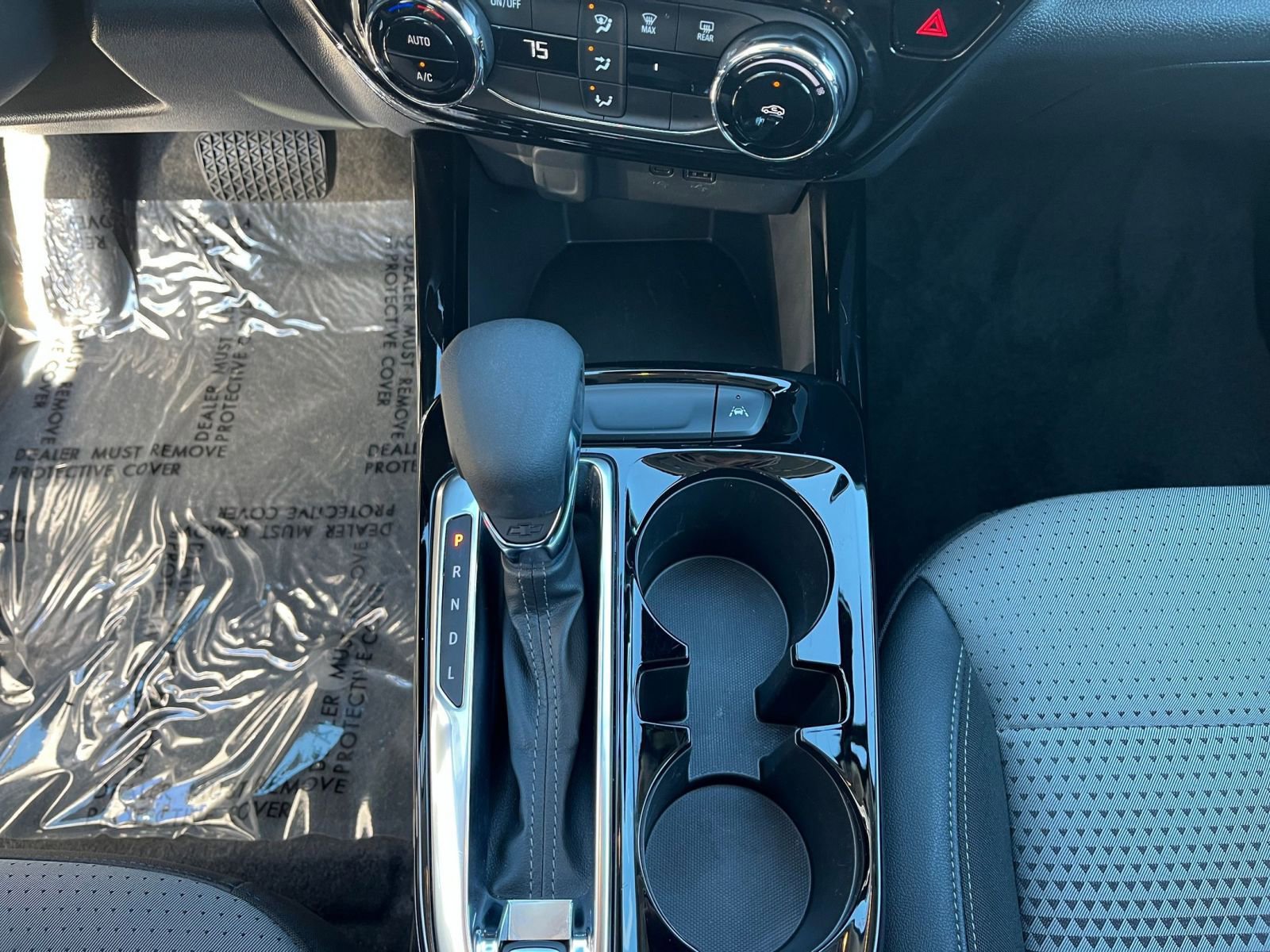 Used 2025 Chevrolet Trax LT image 39