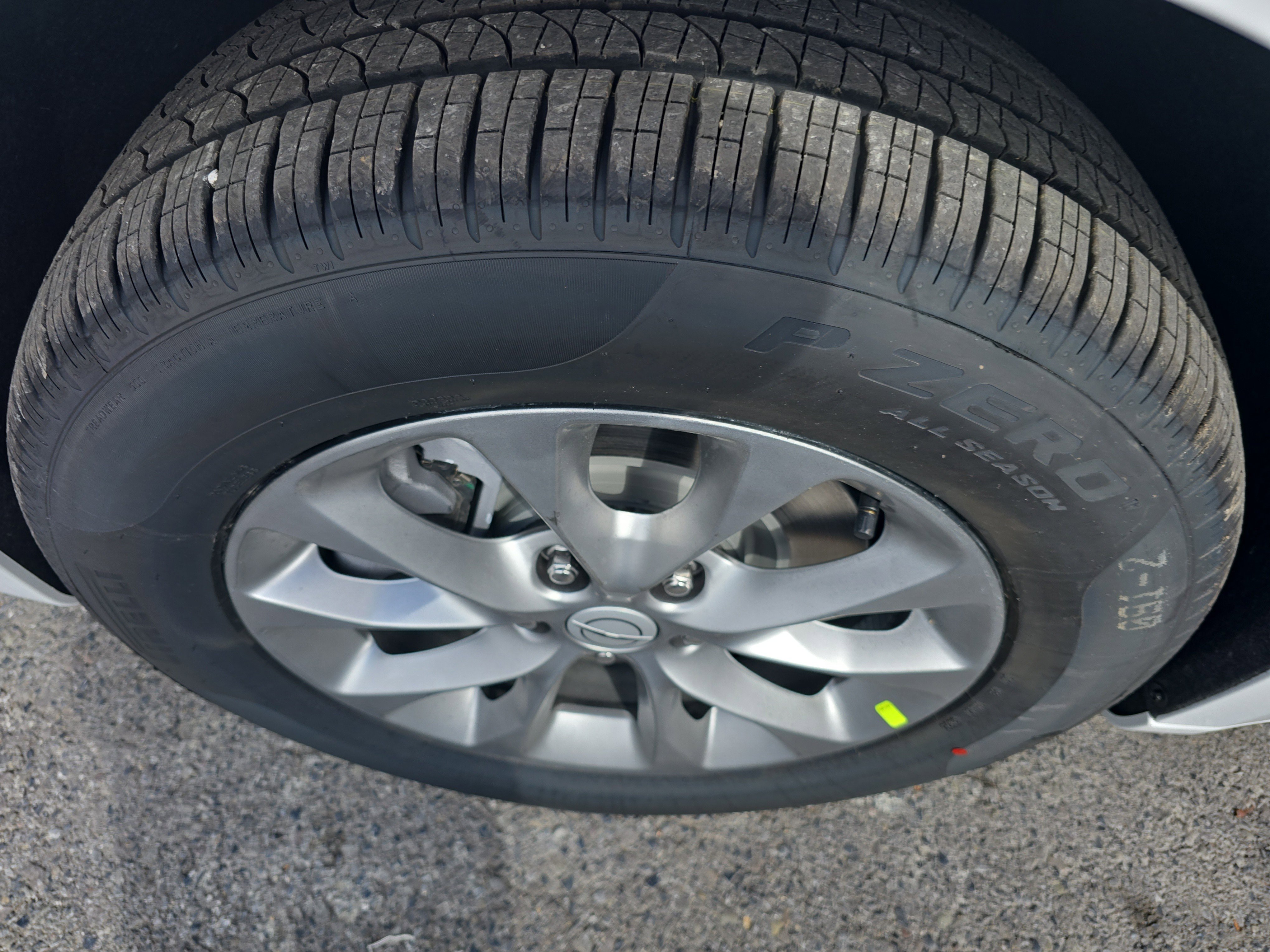 New 2026 Chrysler Pacifica Select image 11