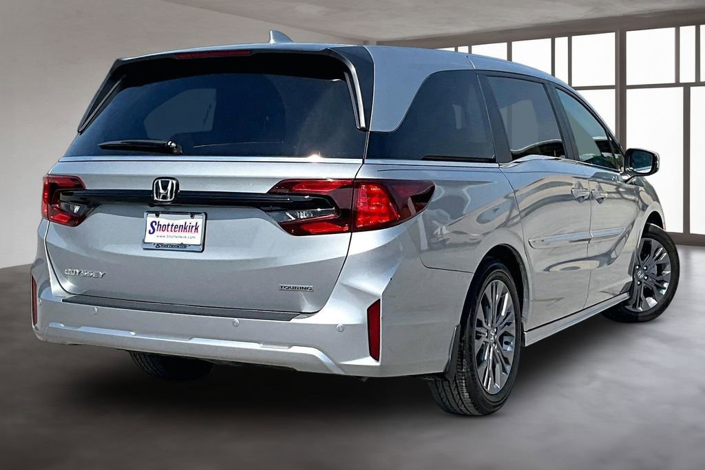 Certified 2025 Honda Odyssey Touring image 6