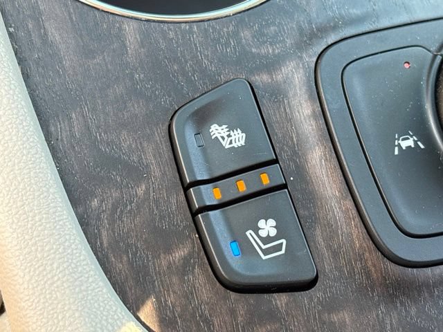Used 2023 GMC Acadia Denali AWD/4WD image 20