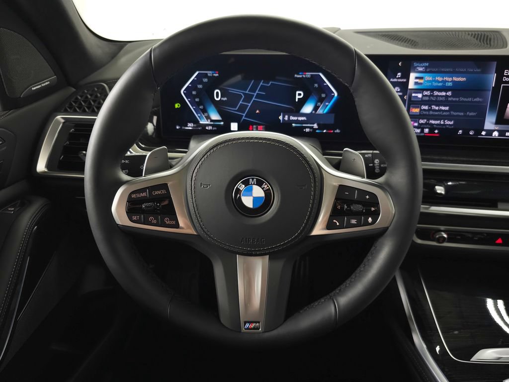 Used 2026 BMW X7 xDrive40i w/ M Sport Package AWD/4WD image 22