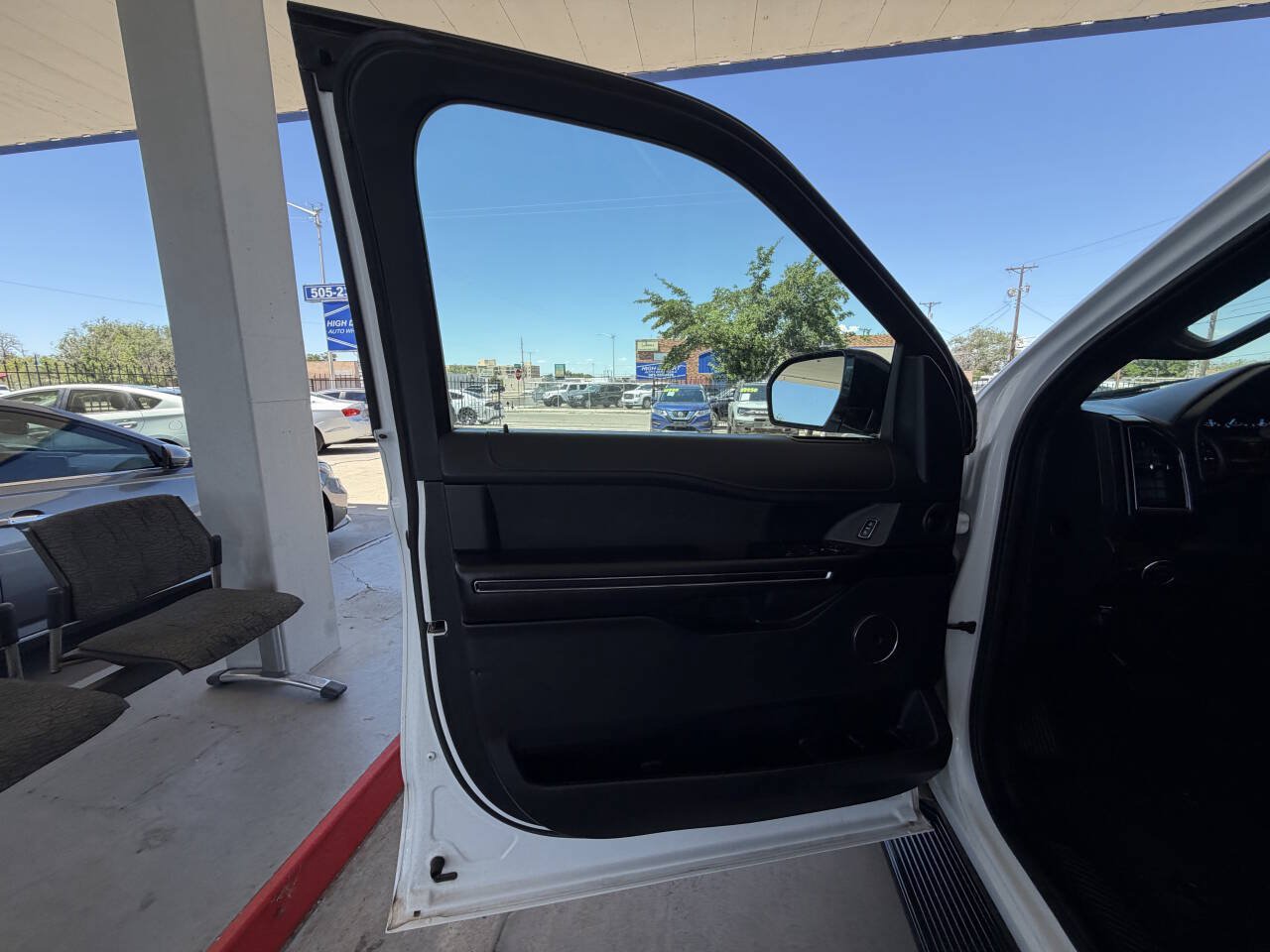 Used 2021 Ford Expedition XL AWD/4WD image 11