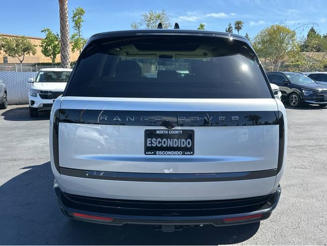Used 2024 Land Rover Range Rover SE image 5