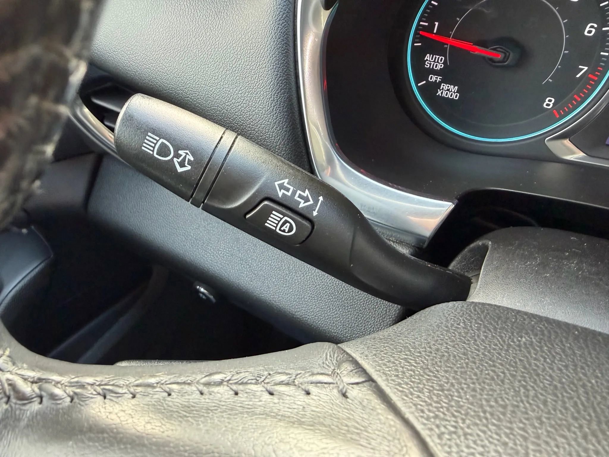 Used 2022 Chevrolet Traverse LT image 23