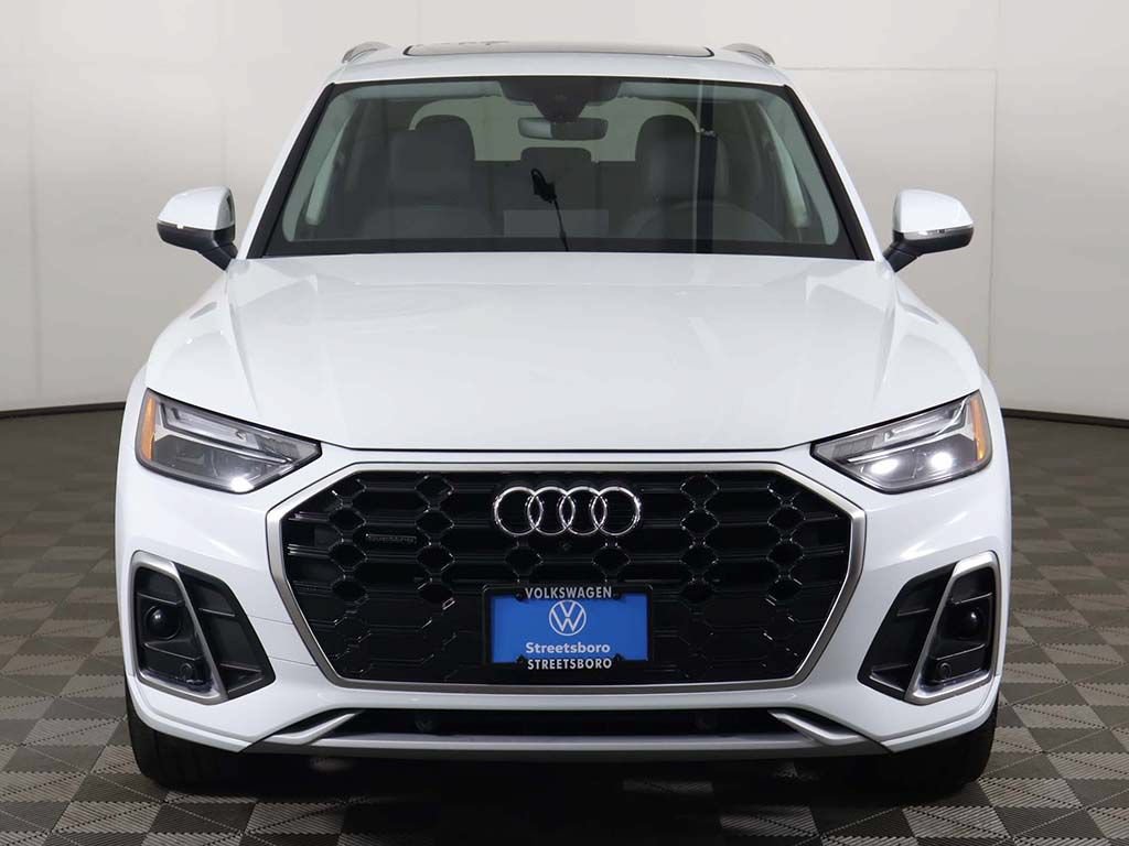 Used 2023 Audi Q5 2.0T Premium Plus w/ Premium Plus Package AWD/4WD image 12