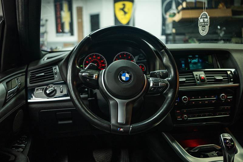 Used 2017 BMW X4 M40i AWD/4WD image 16