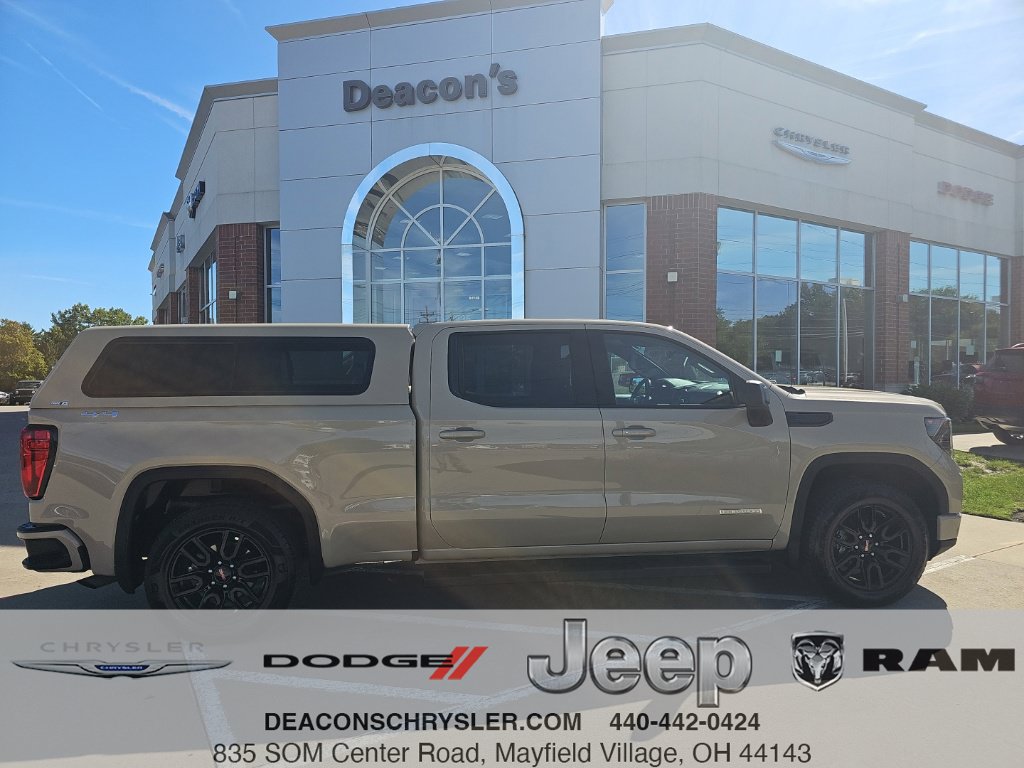 Used 2022 GMC Sierra 1500 Elevation AWD/4WD image 1
