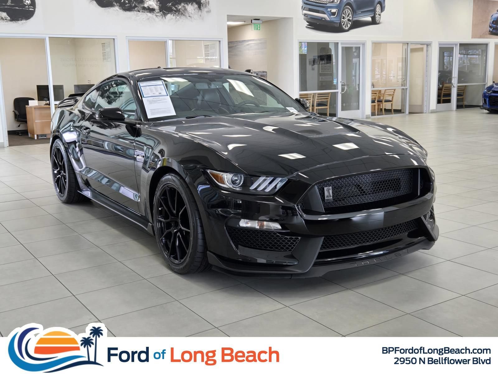 Used 2020 Ford Mustang Shelby GT350 w/ Technology Package RWD image 1