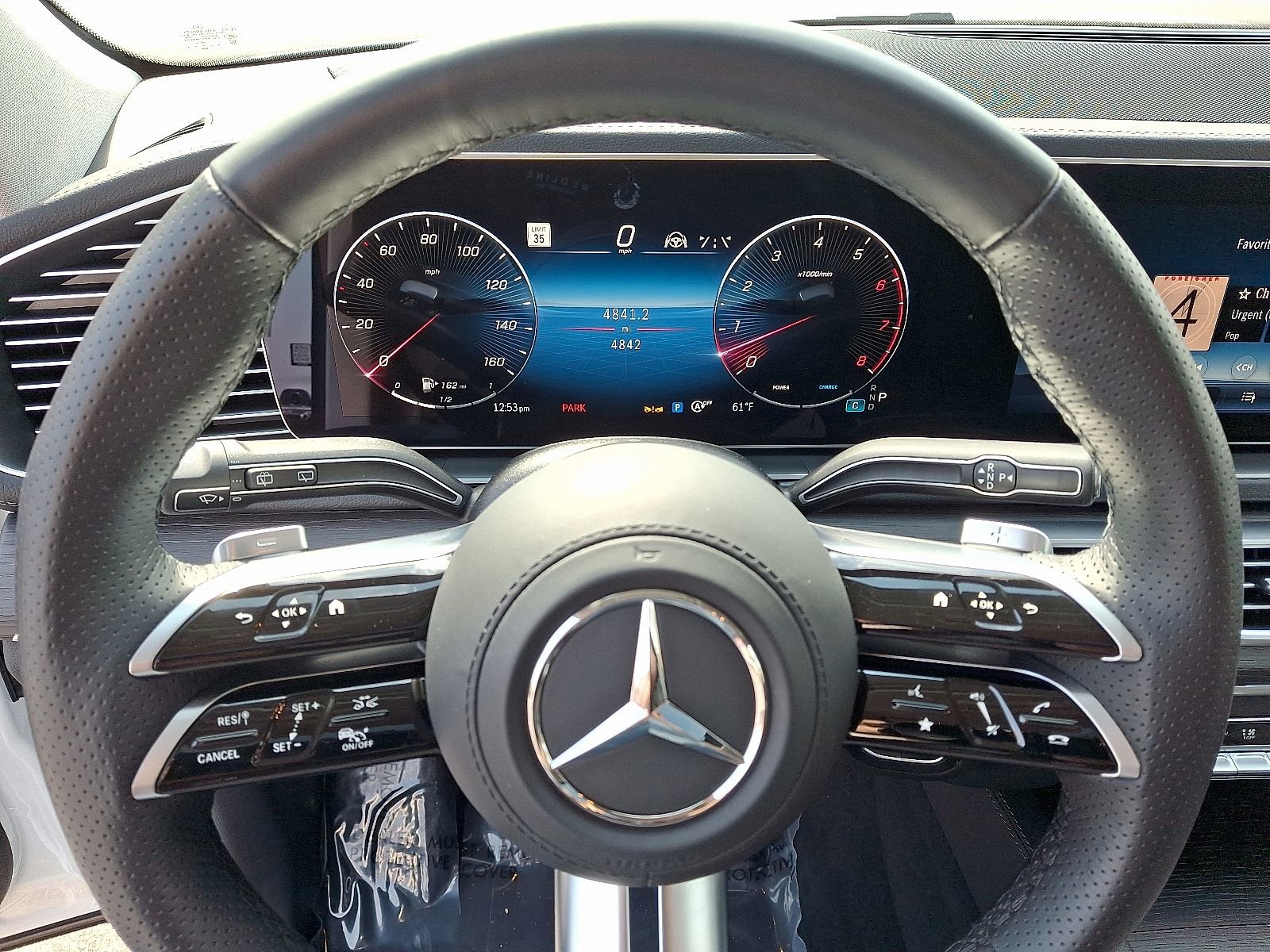 Certified 2025 Mercedes-Benz GLS 450 4MATIC image 19