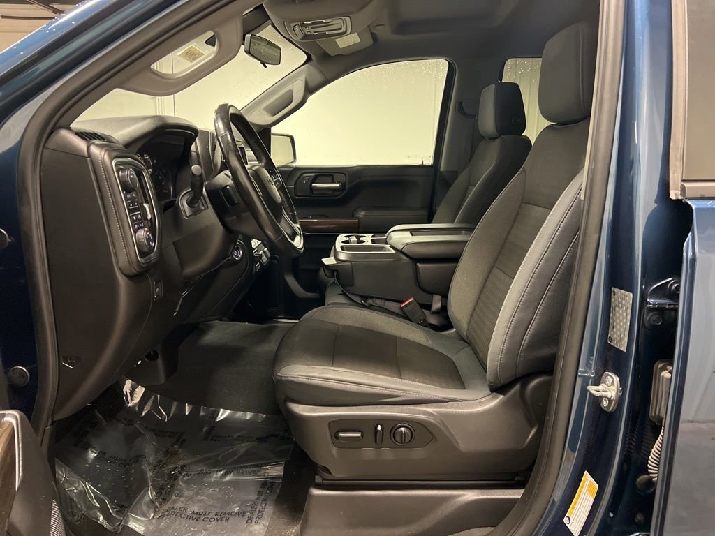 Used 2019 Chevrolet Silverado 1500 RST w/ All-Star Edition image 9