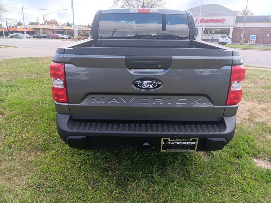 New 2025 Ford Maverick XLT w/ XLT Luxury Package image 4