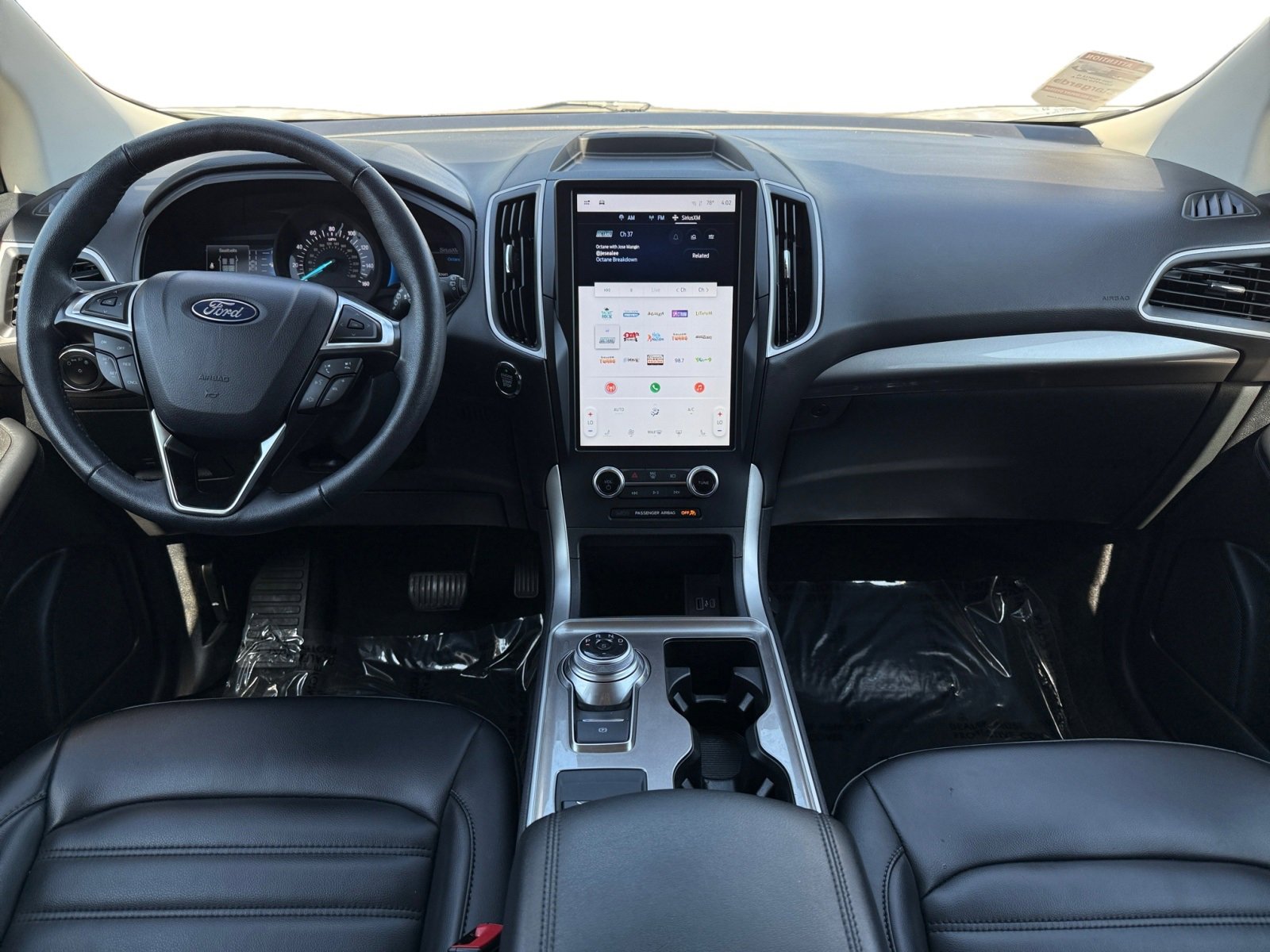 Used 2024 Ford Edge SEL image 10