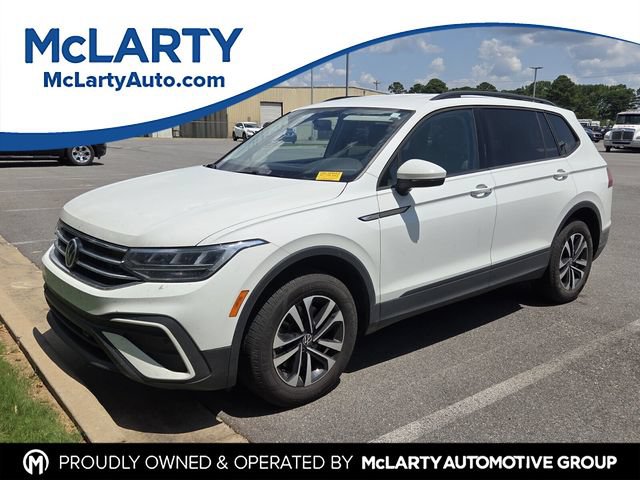 Used 2022 Volkswagen Tiguan S FWD image 1