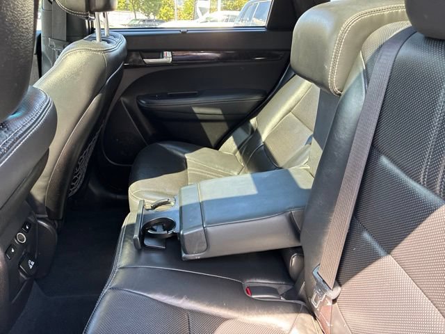 Used 2014 Kia Sorento SX w/ 3rd Row Package AWD/4WD image 16
