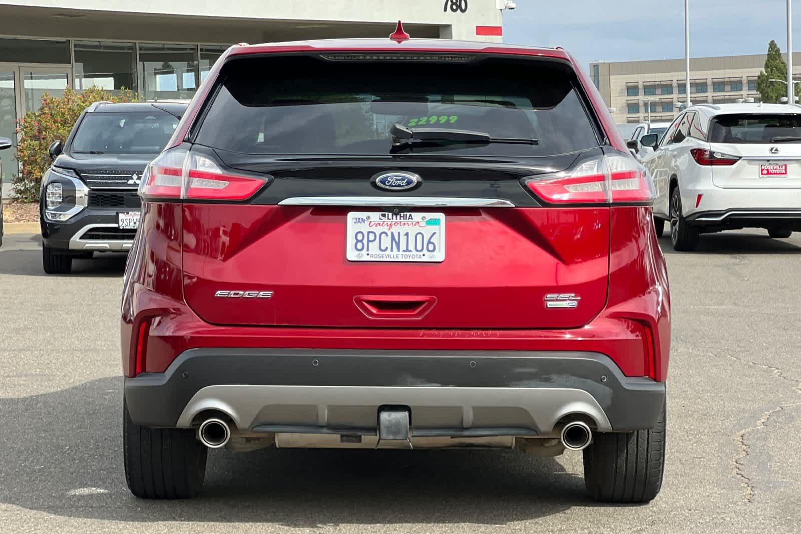 Used 2019 Ford Edge SEL w/ Equipment Group 201A AWD/4WD image 8