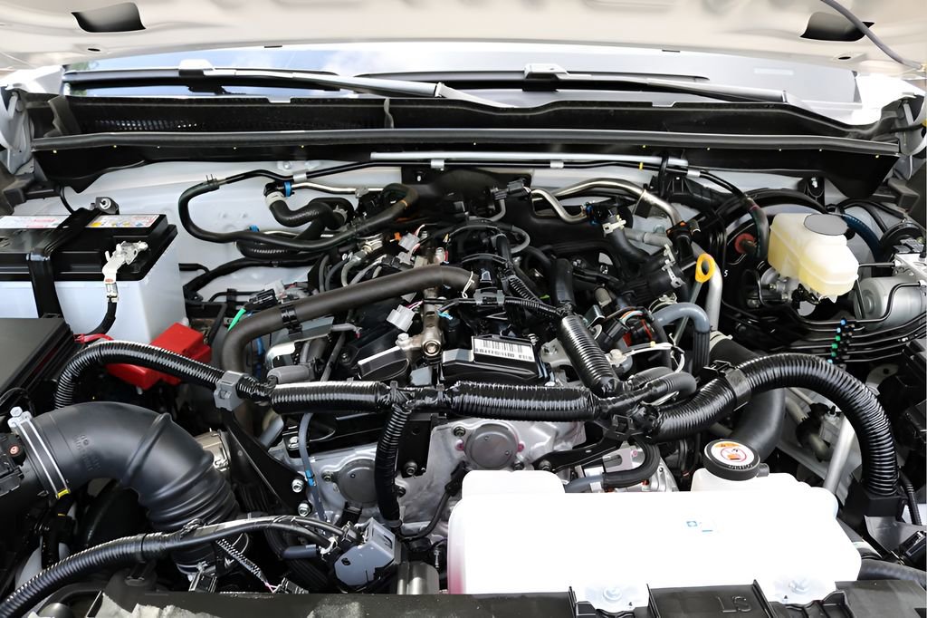 Used 2025 Toyota 4Runner SR5 AWD/4WD image 6