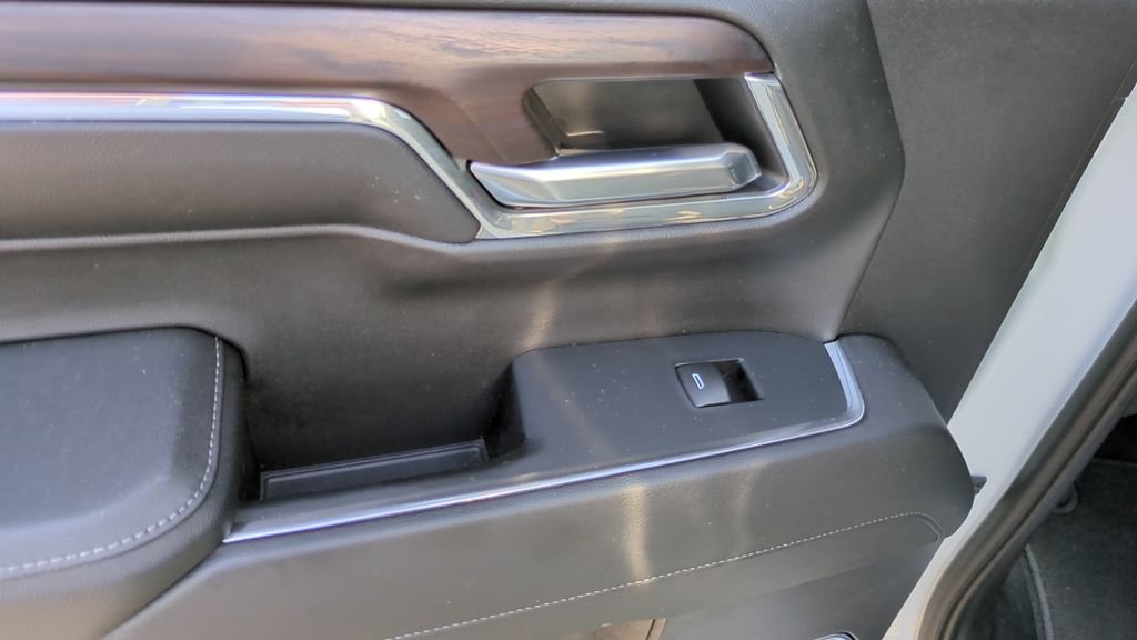 Used 2024 GMC Sierra 1500 SLT image 14