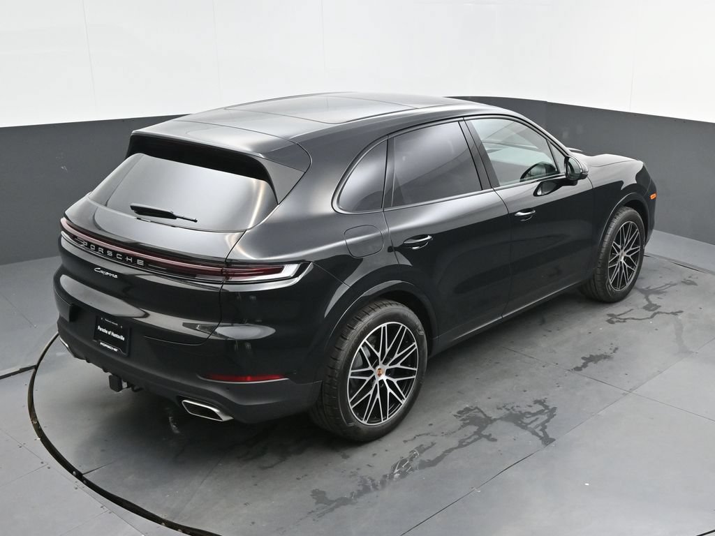 Certified 2026 Porsche Cayenne AWD/4WD image 30