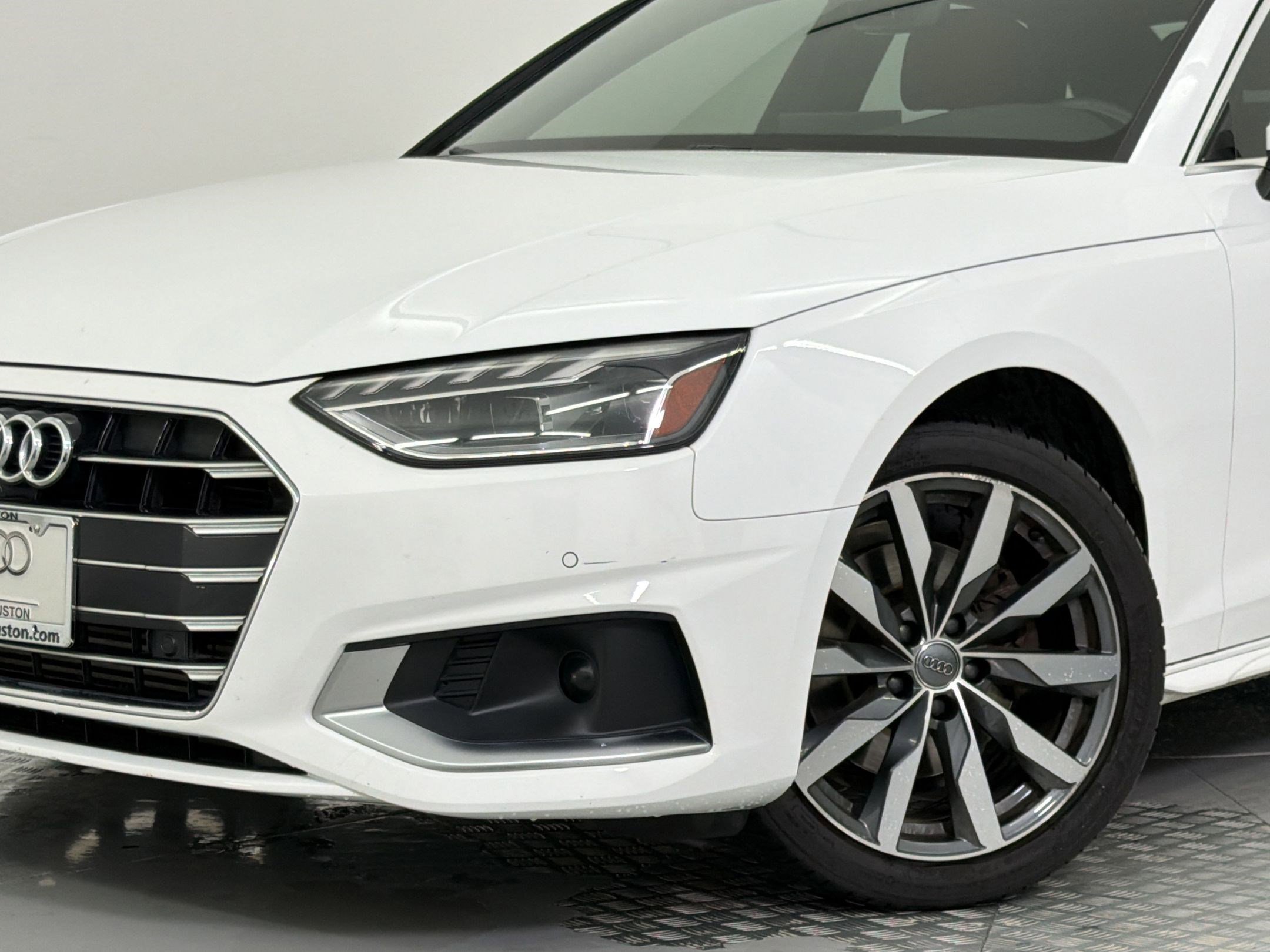 Used 2021 Audi A4 2.0T Premium Plus w/ Premium Plus Package AWD/4WD image 11