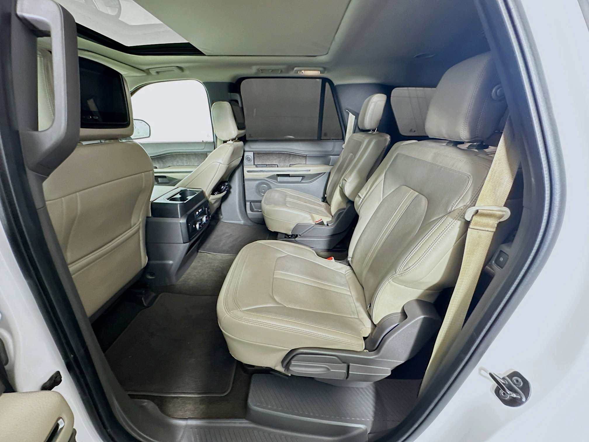 Used 2019 Ford Expedition Max Limited w/ Equipment Group 302A image 30