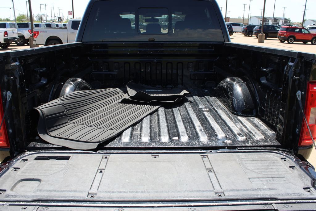 Used 2022 Ford F150 XLT w/ Equipment Group 302A High image 13