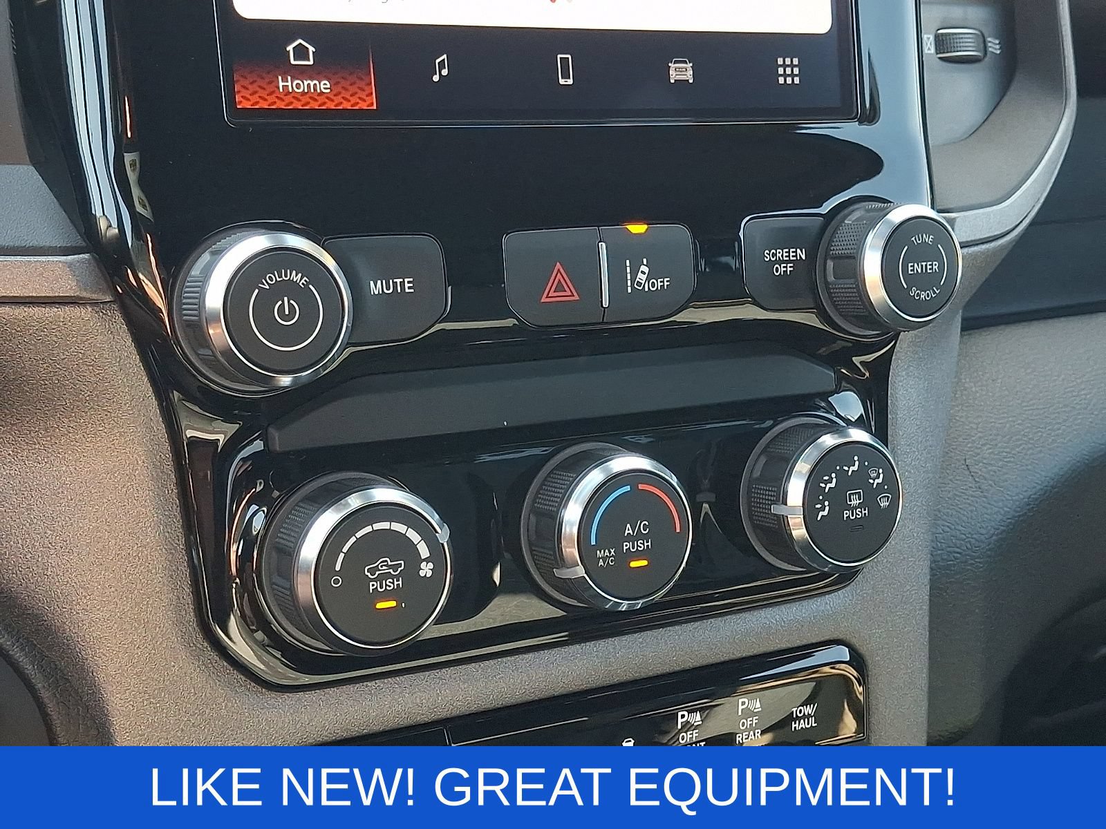 Used 2025 RAM 1500 Warlock AWD/4WD image 16