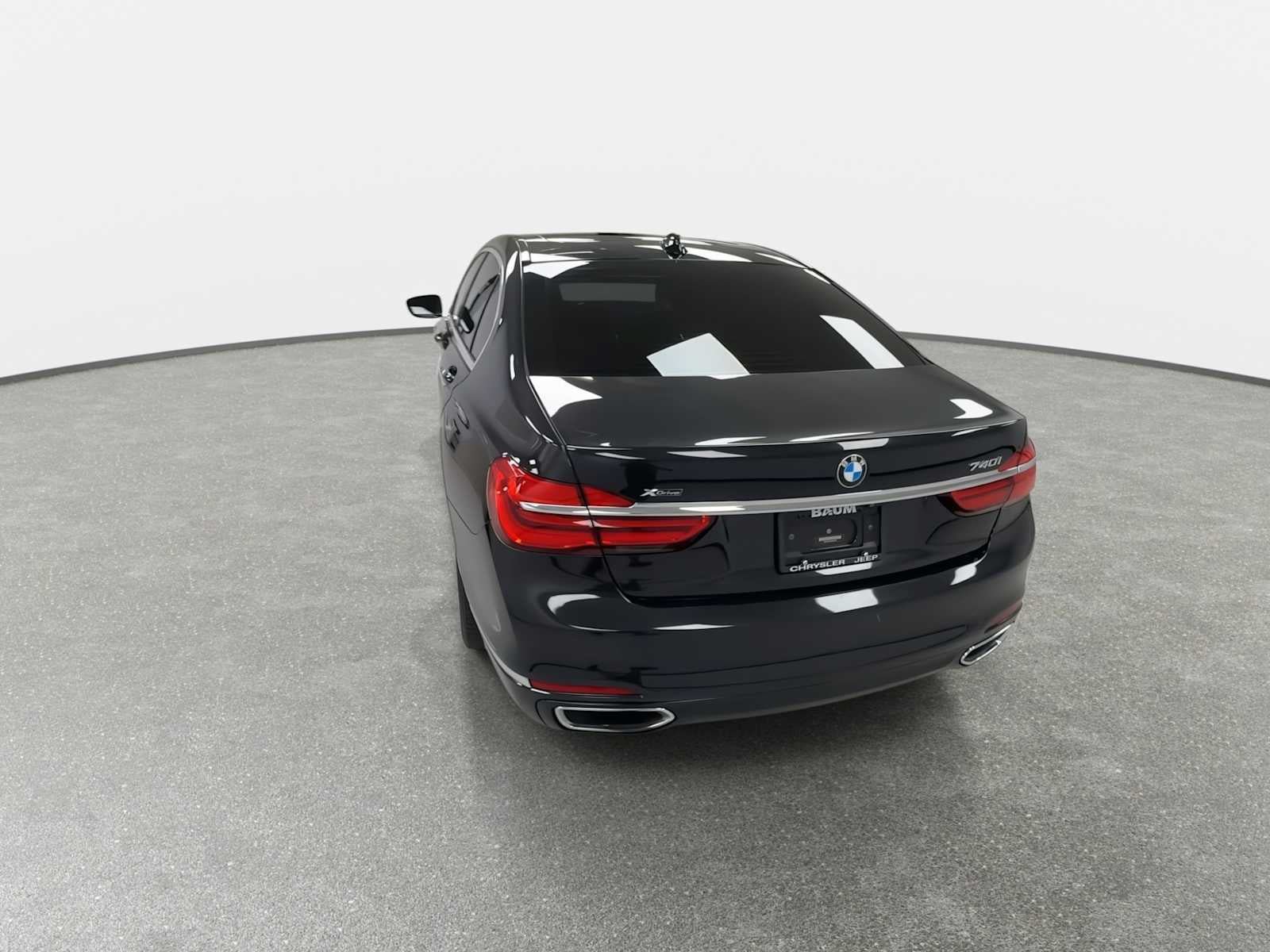 Used 2018 BMW 740i xDrive AWD/4WD image 7