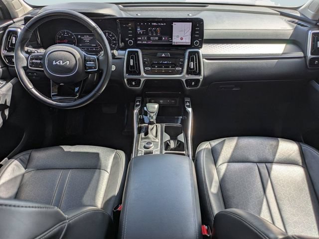 Used 2022 Kia Sorento SX AWD/4WD image 17
