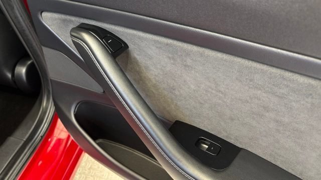 Used 2019 Tesla Model 3 Long Range RWD image 25