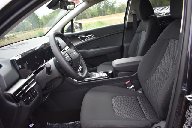 New 2026 Kia Sportage LX FWD image 20