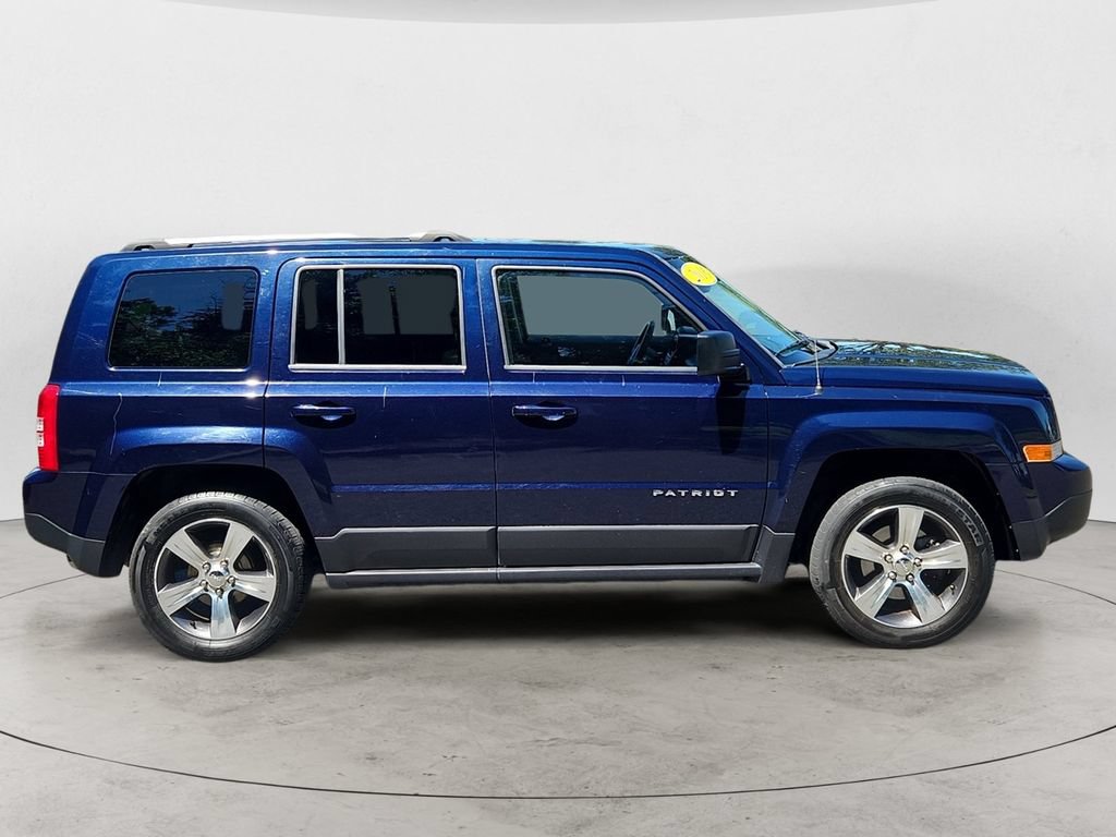 Used 2016 Jeep Patriot High Altitude FWD image 4