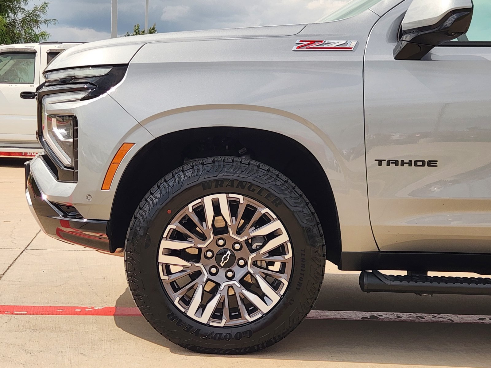 Certified 2025 Chevrolet Tahoe Z71 AWD/4WD image 10