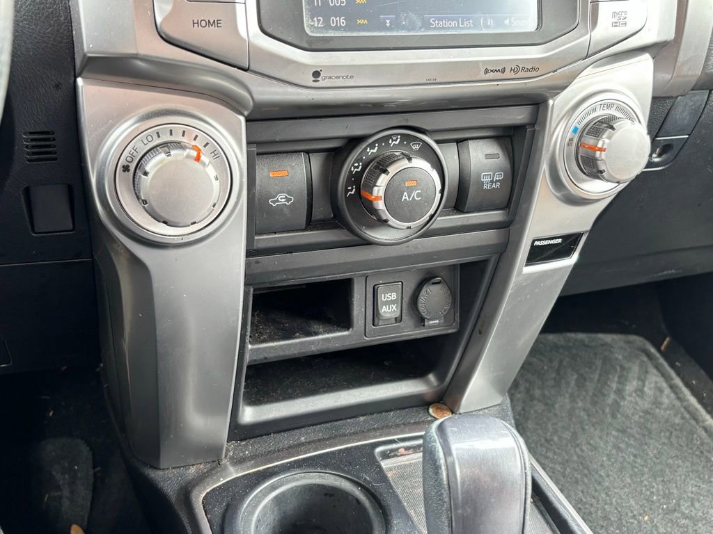 Used 2016 Toyota 4Runner SR5 Premium RWD image 13