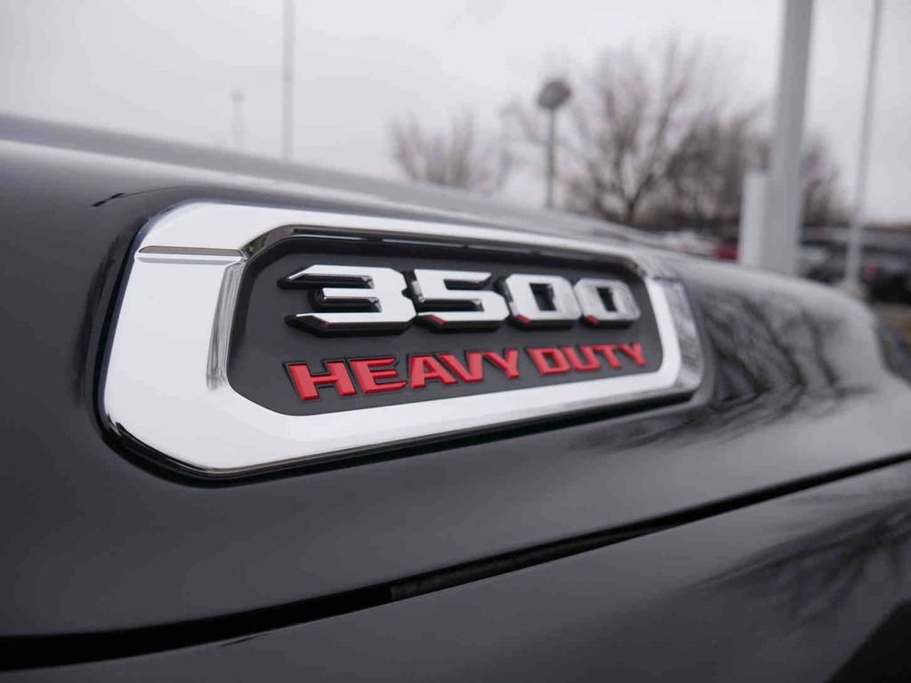 Used 2025 RAM 3500 Big Horn image 29