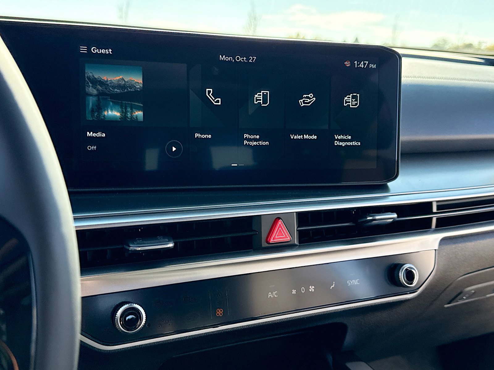 New 2026 Kia Sorento S w/ S Panoramic Sunroof Package image 10