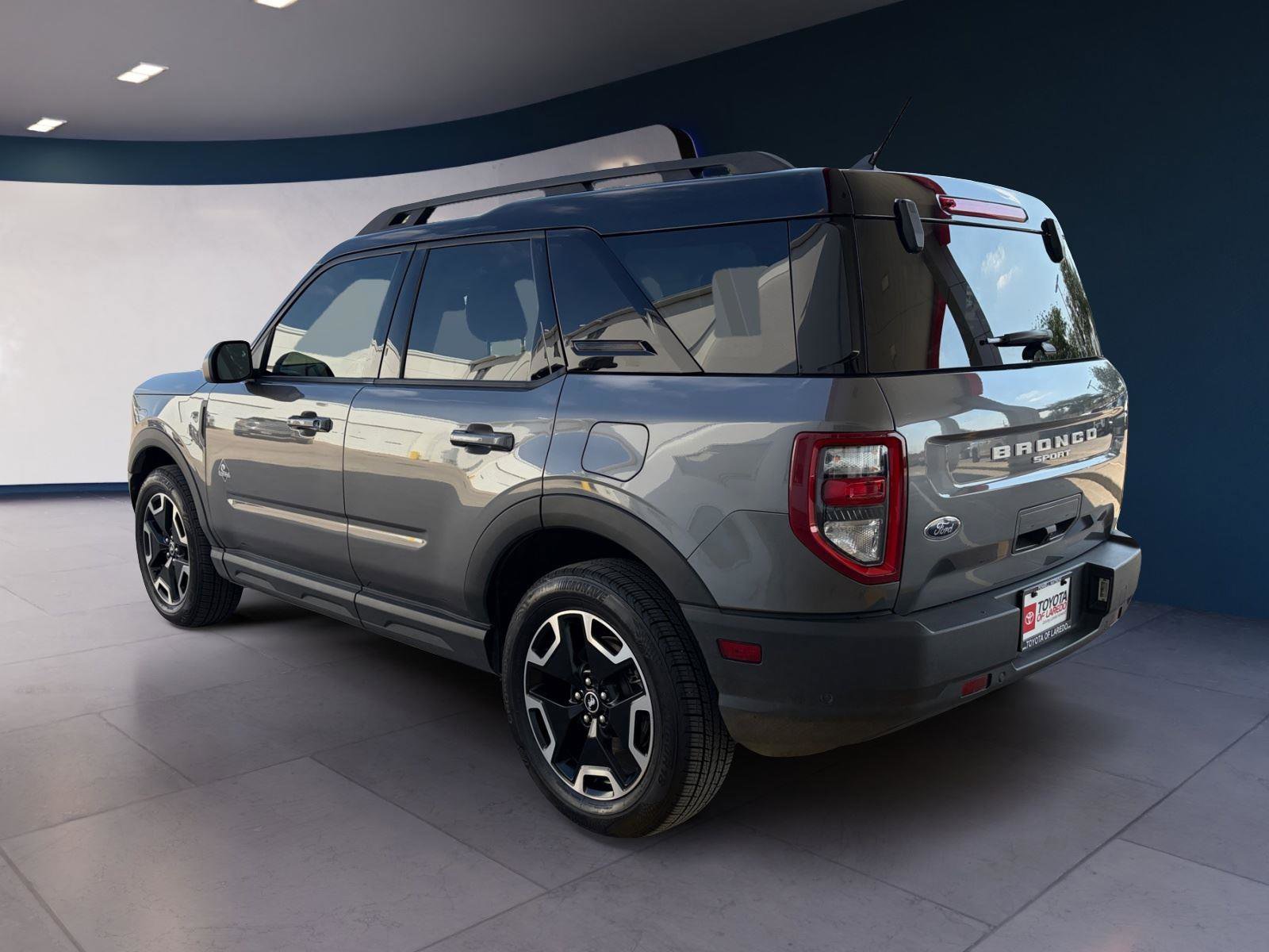 Used 2023 Ford Bronco Sport Outer Banks w/ Tech Package image 3
