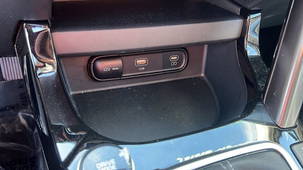 Certified 2025 Kia Seltos S image 14