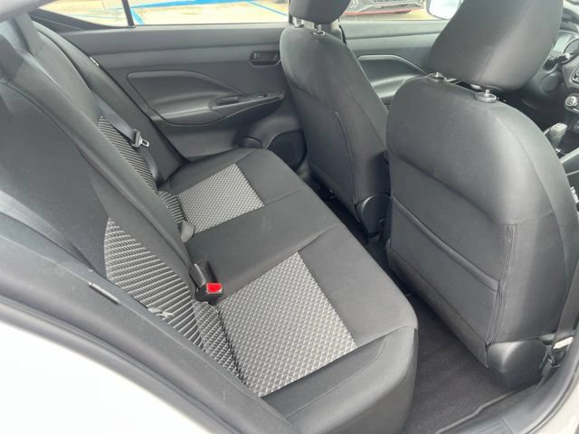 Used 2020 Nissan Versa S FWD image 15