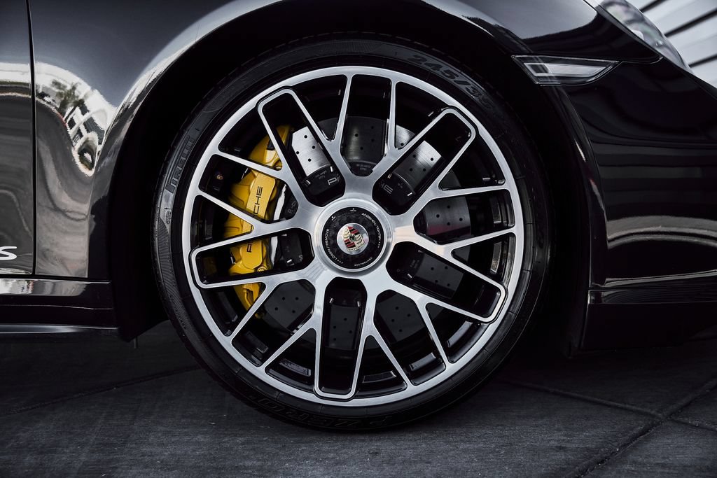 Used 2014 Porsche 911 Turbo S AWD/4WD image 23