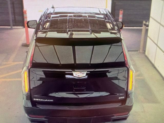 Used 2024 Cadillac Escalade Sport w/ Touring Package AWD/4WD image 11