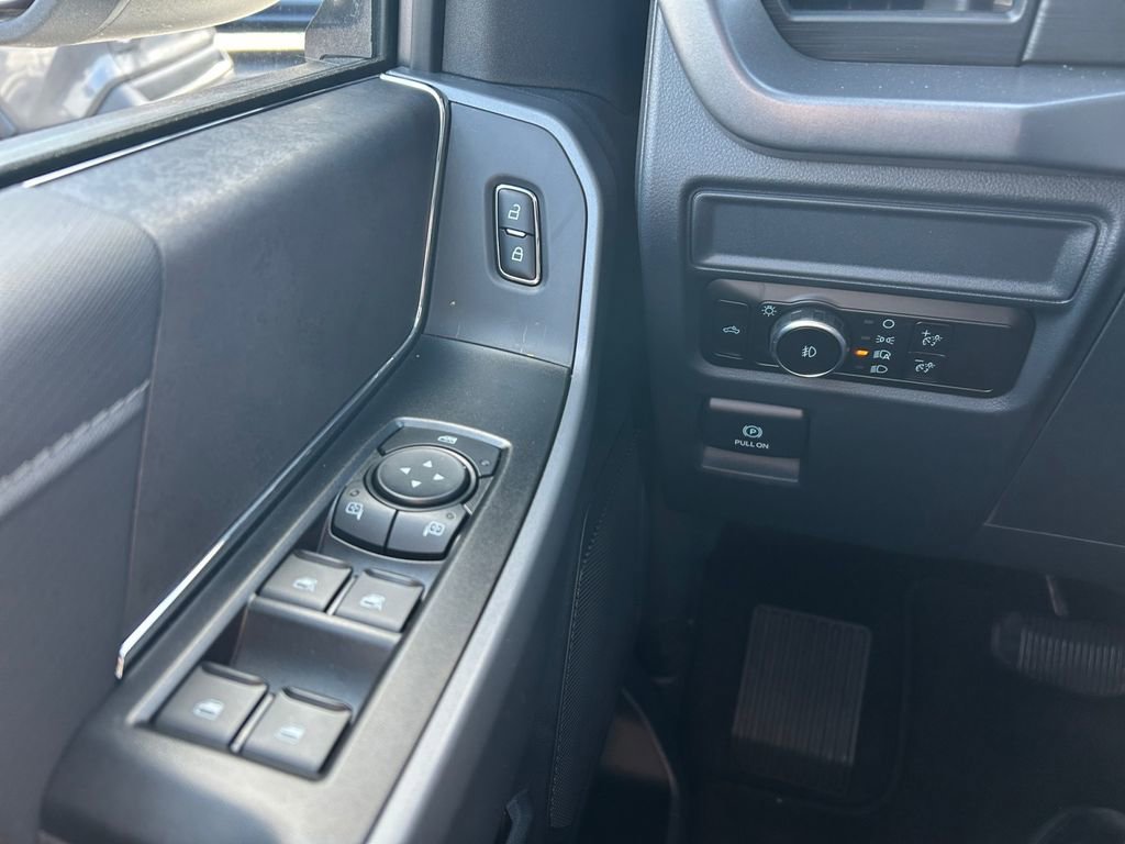 Used 2026 Ford F150 XLT w/ XLT Black Appearance Package image 18