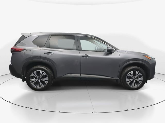 Used 2023 Nissan Rogue SV image 11