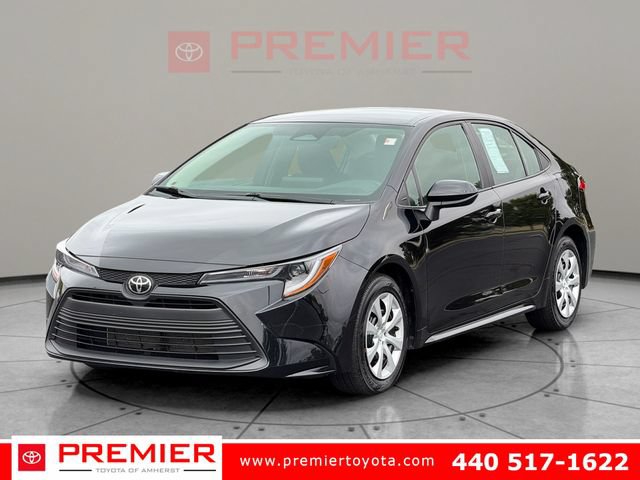 Certified 2025 Toyota Corolla LE FWD image 1