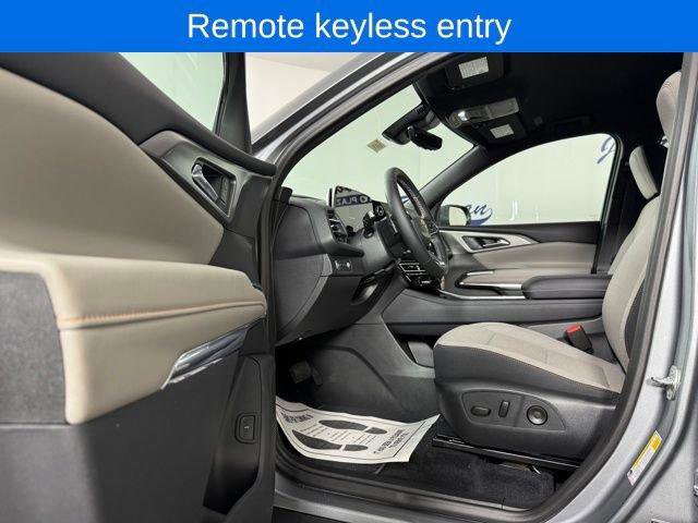 New 2026 Chevrolet Traverse LT w/ Driver Confidence Package image 11