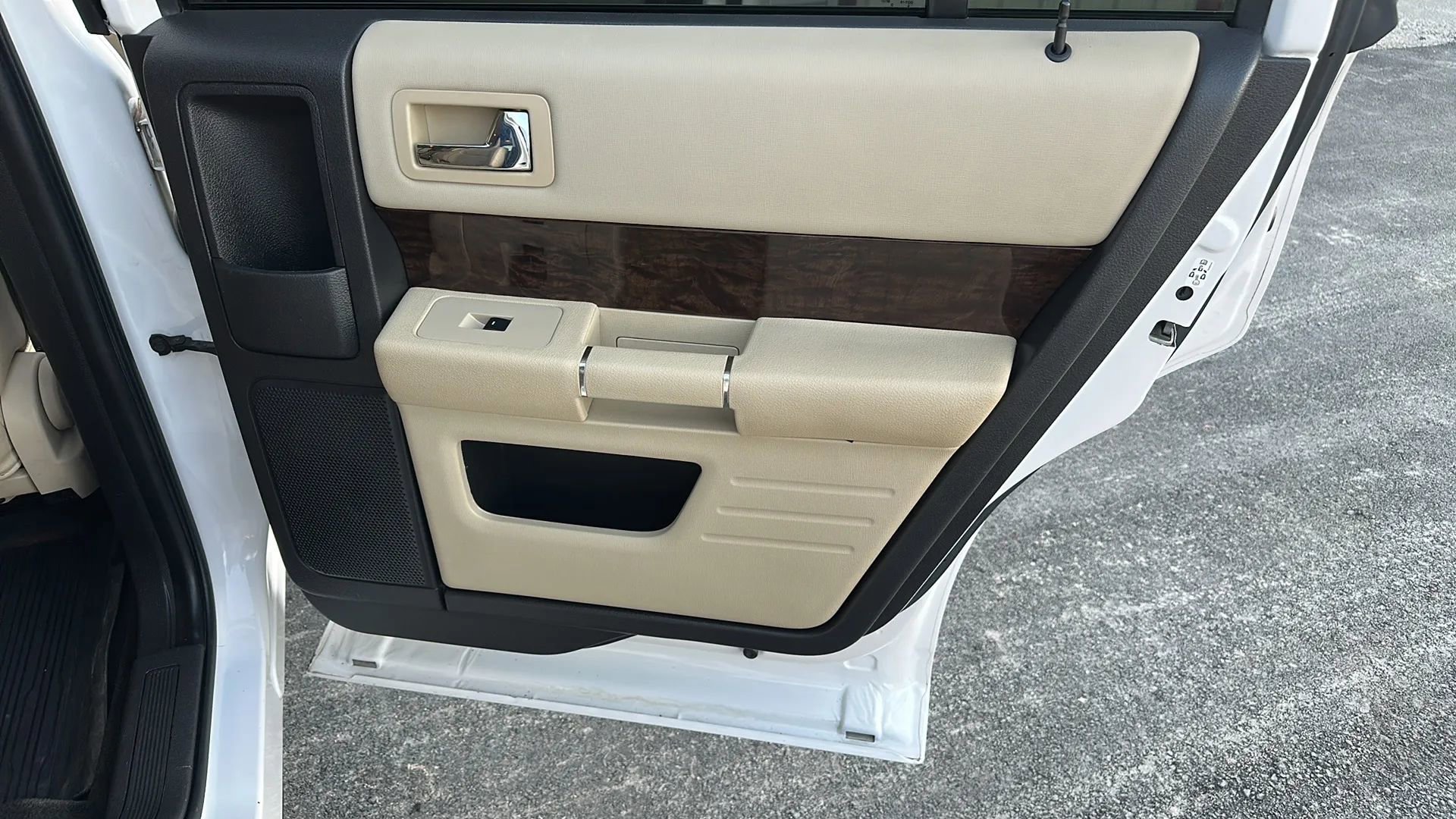 Used 2016 Ford Flex Limited image 15