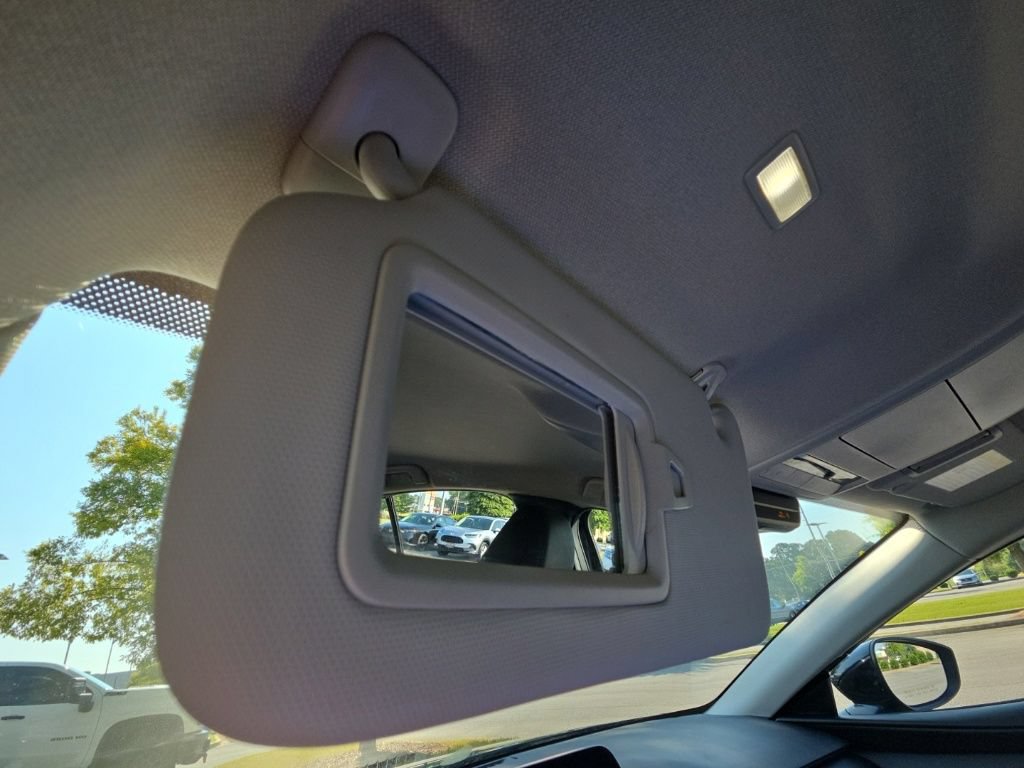 Used 2025 MAZDA MAZDA3 s FWD image 46